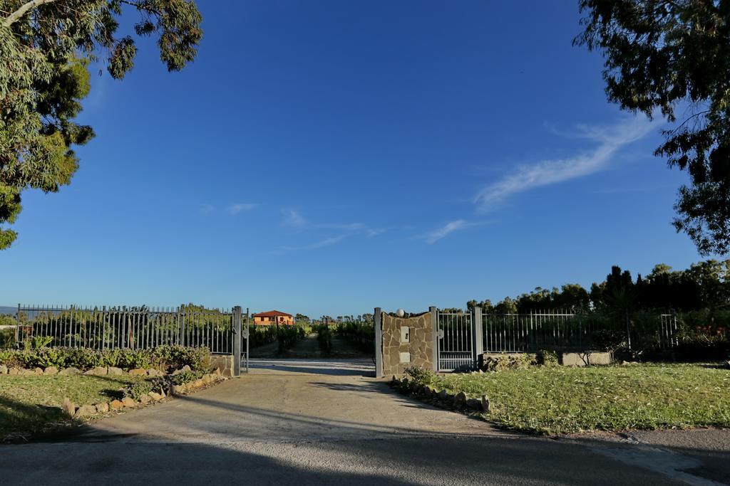 Bed&breakfast Le Camelie Alghero Eksteriør billede