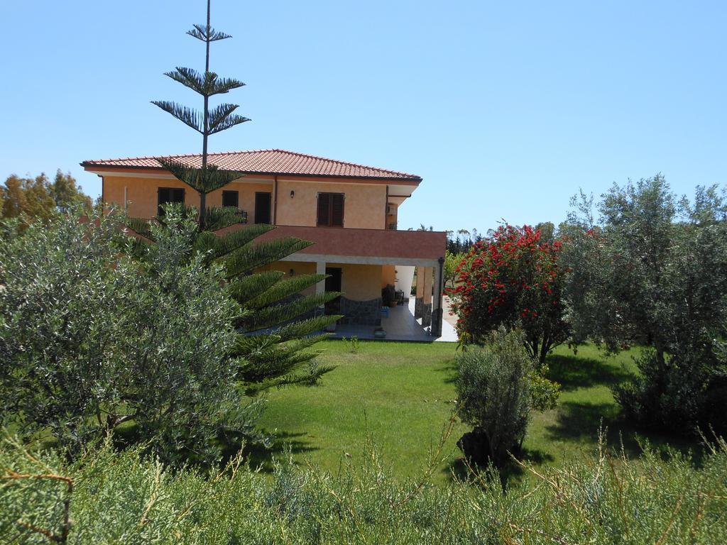 Bed&breakfast Le Camelie Alghero Eksteriør billede